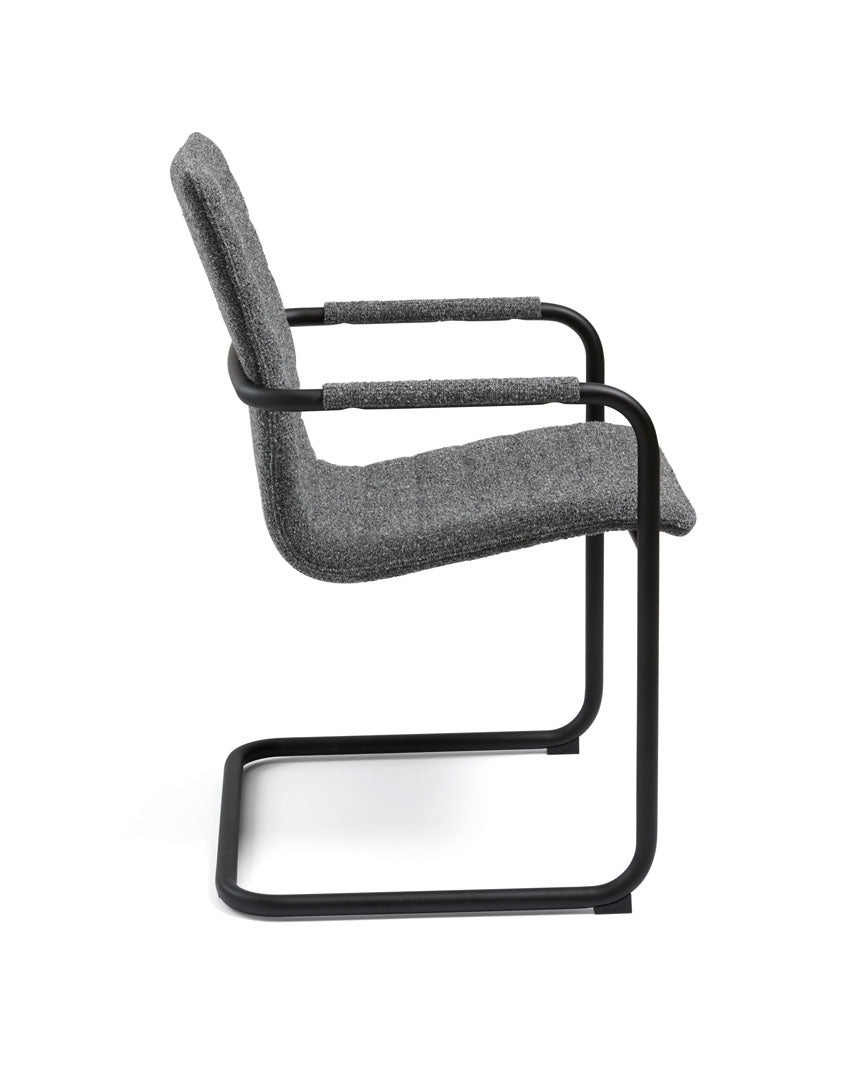 Chaise à base traîneau 05Z Design – Tissu Society